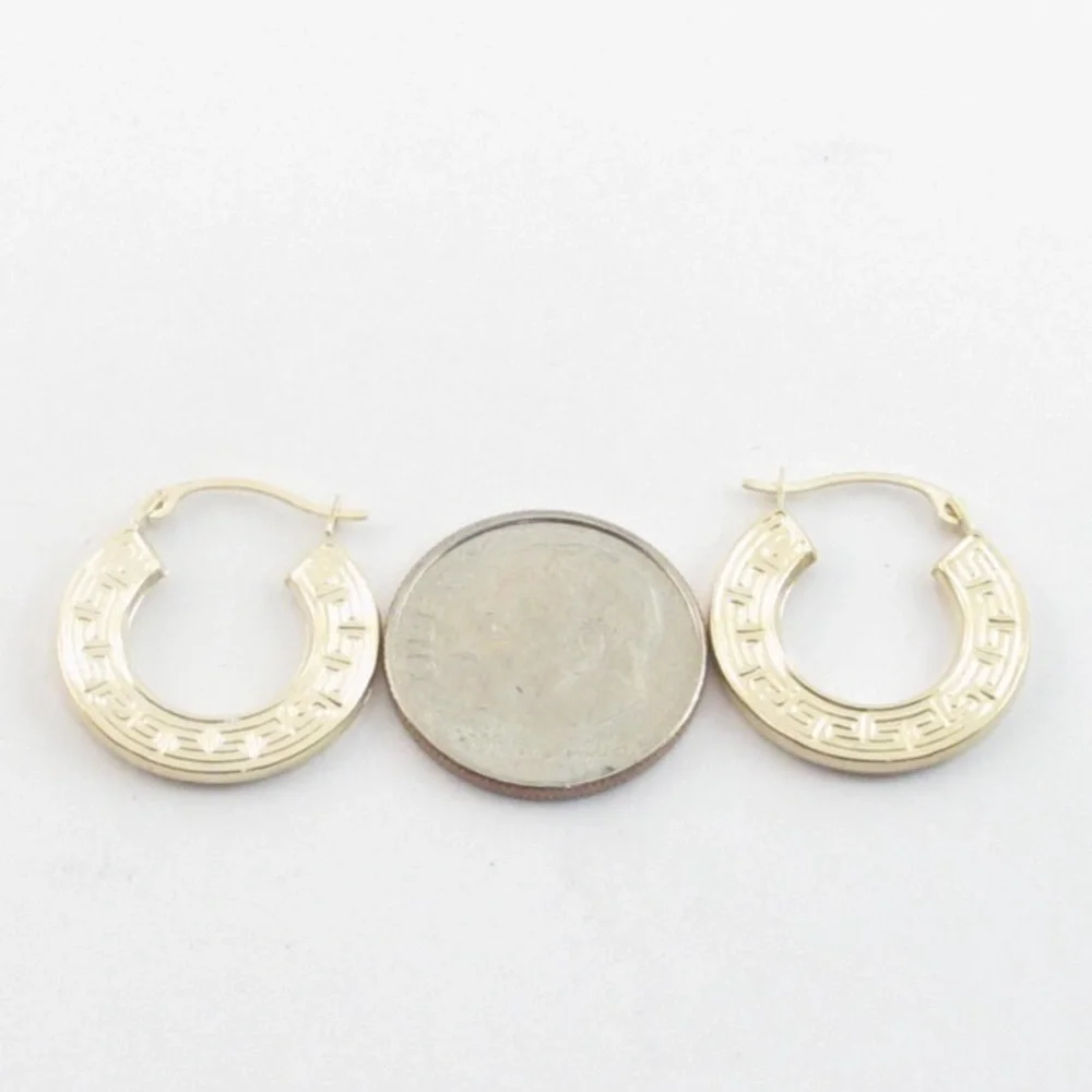 NWT 18k gold hoop snap closure earrings - Picture 11 of 17